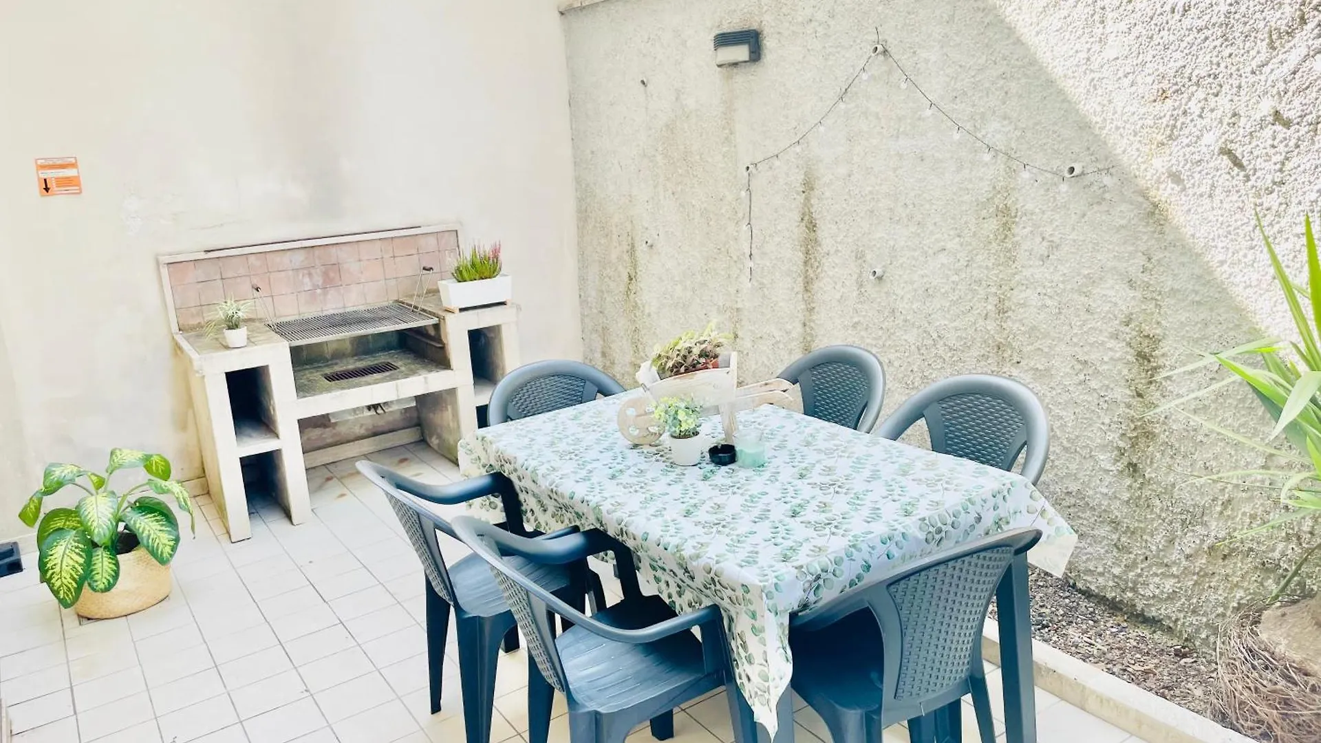 Holiday Homes Rome - Green Apartment S Camillo - Near Trastevere 0*,  Italia