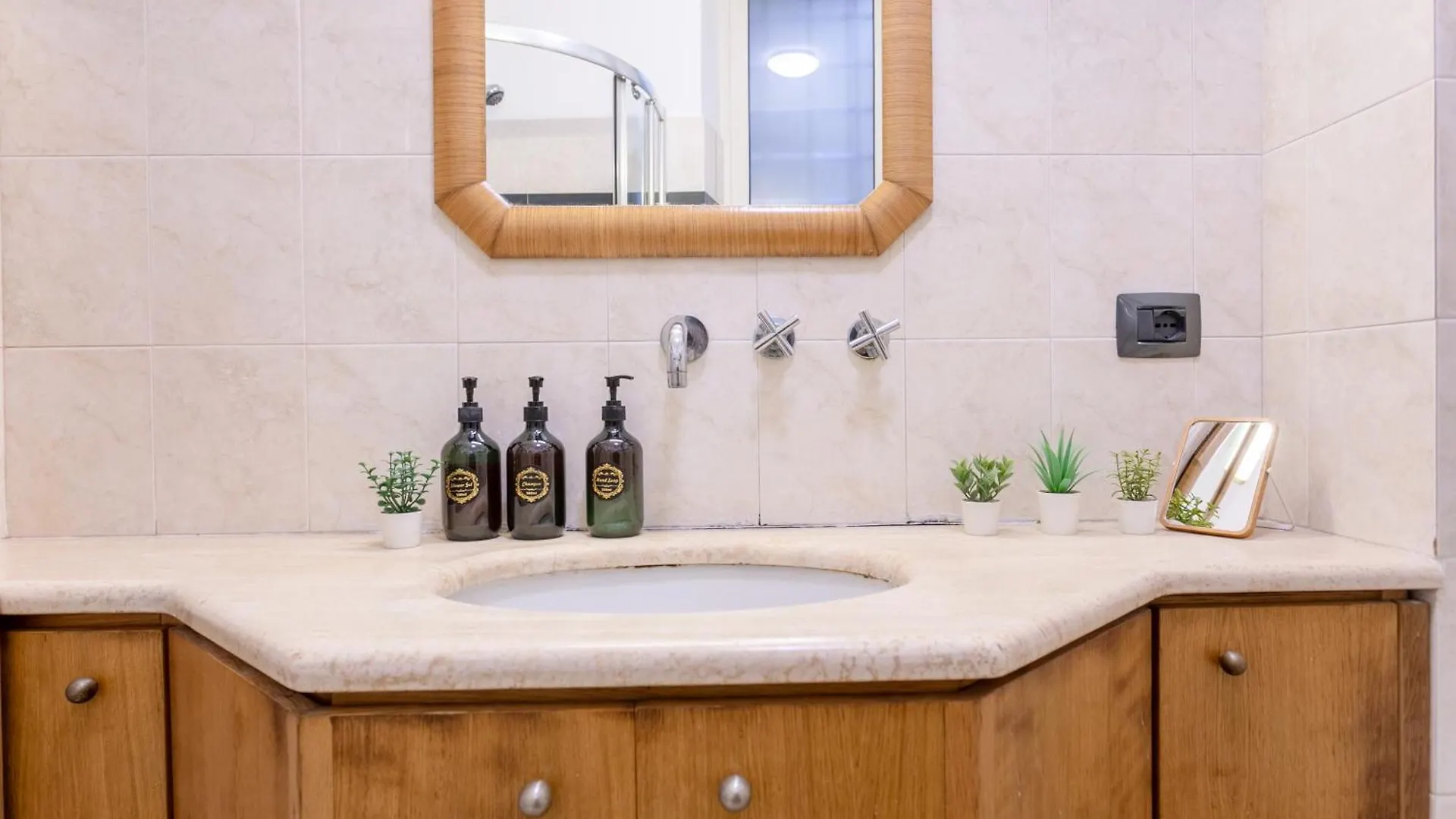 Holiday Homes Rome - Green Apartment S Camillo - Near Trastevere
